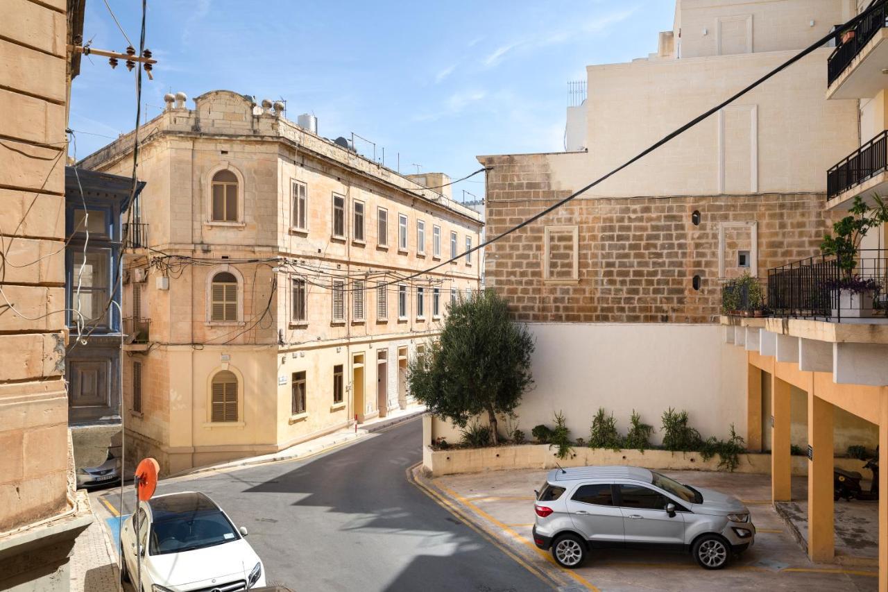 Apartment Lapsi - Traditional Maltese Style Near The Promenade