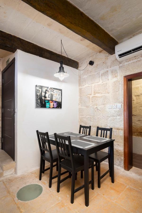 Apartment Lapsi - Traditional Maltese Style Near The Promenade