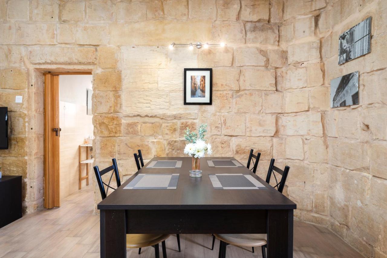 Lapsi - Traditional Maltese Style Near The Promenade *
